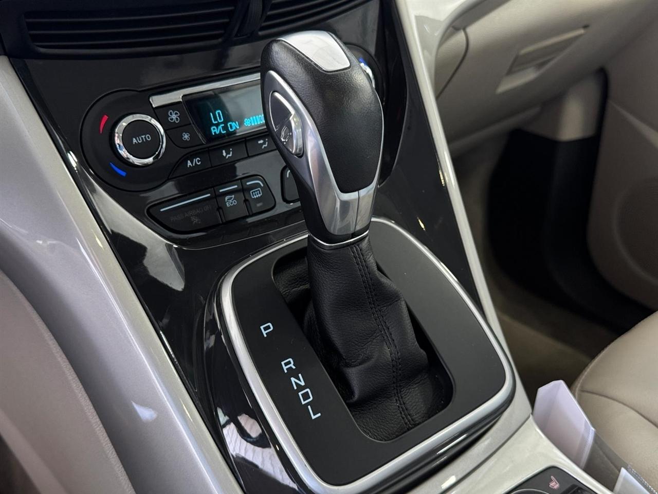 Ford C-Max Hybrid 5dr HB SEL 2016
