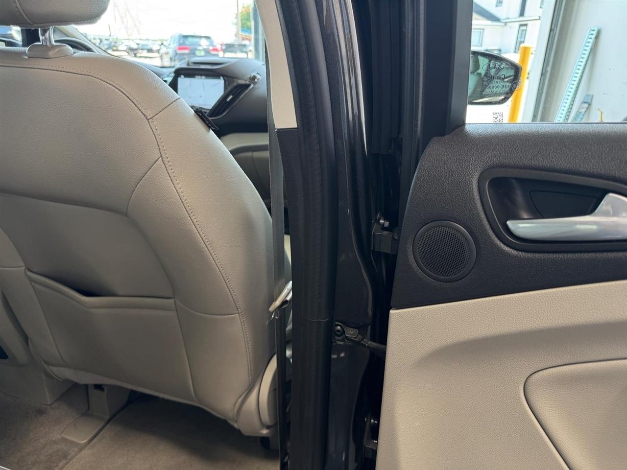 Ford C-Max Hybrid 5dr HB SEL 2016