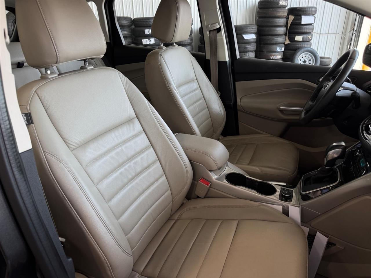 Ford C-Max Hybrid 5dr HB SEL 2016