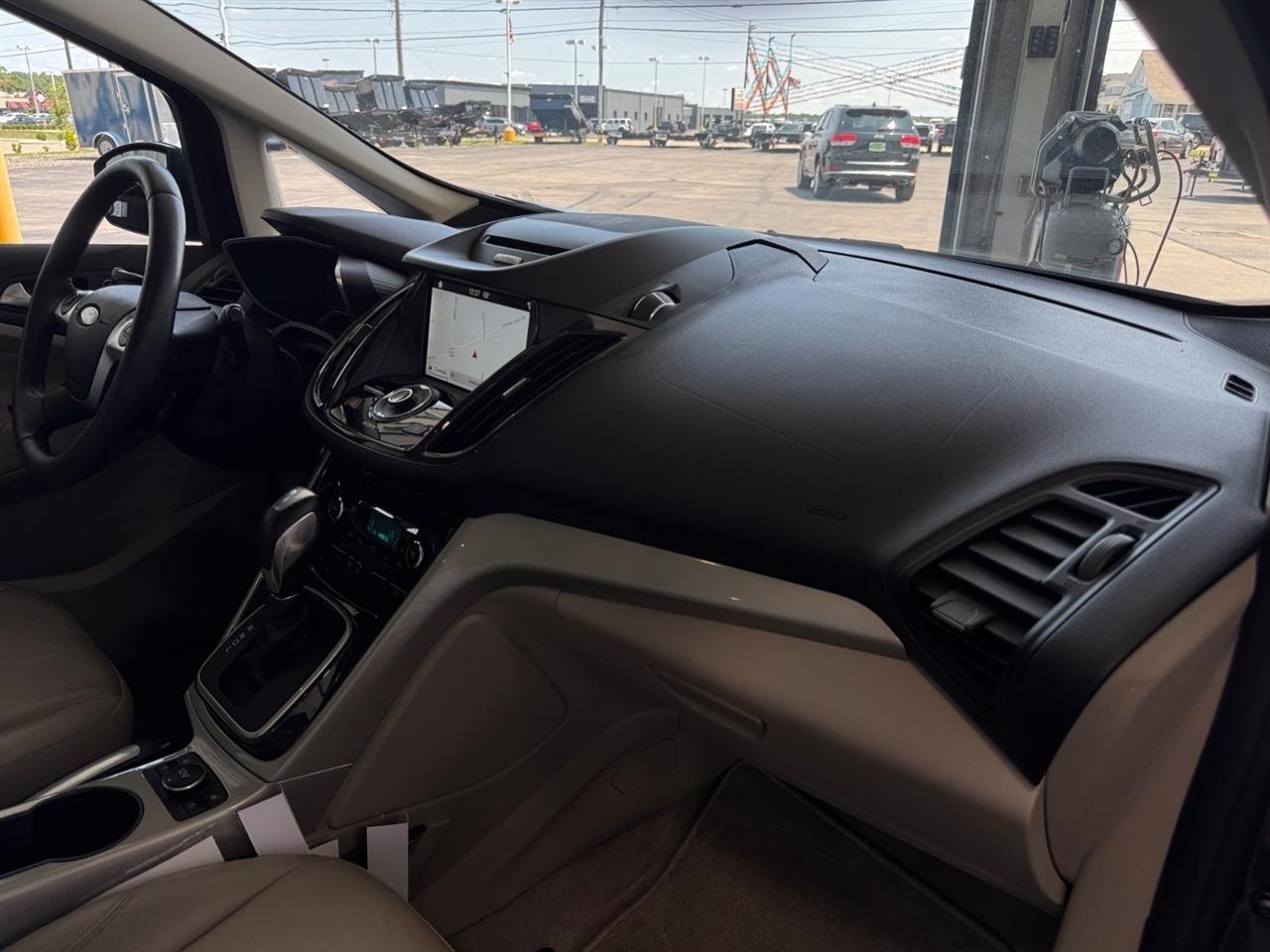 Ford C-Max Hybrid 5dr HB SEL 2016