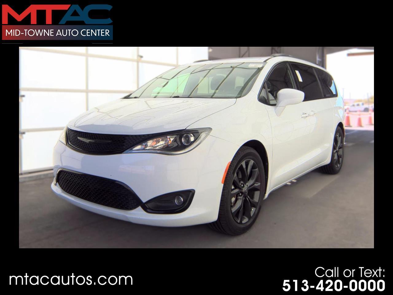 2018 Chrysler Pacifica Touring Plus FWD