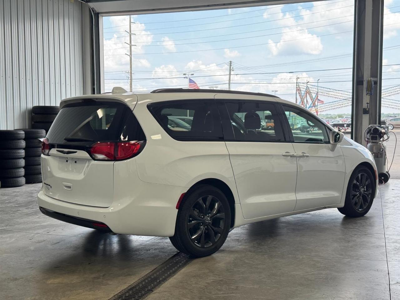 Chrysler Pacifica Touring Plus FWD 2018