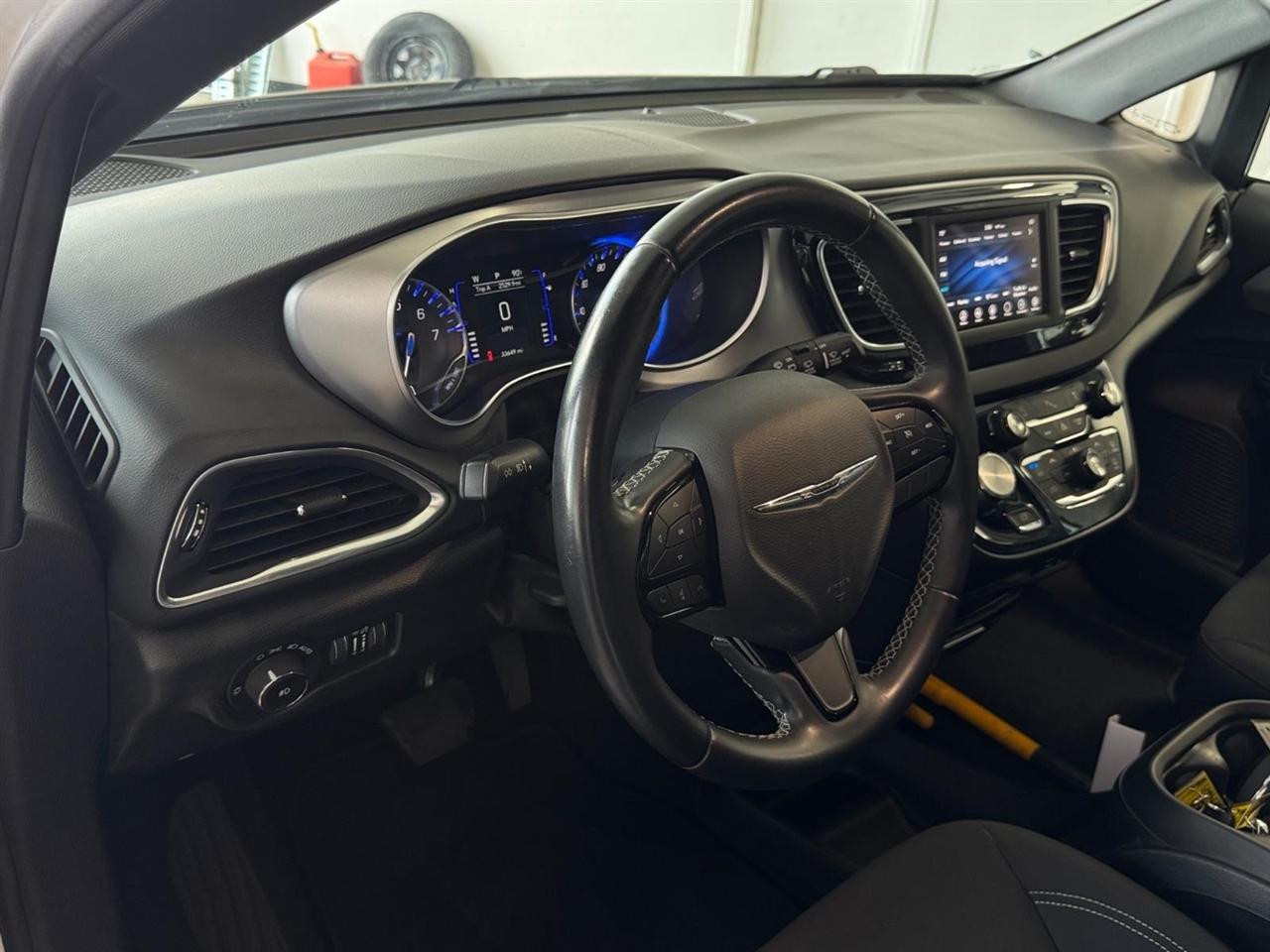 Chrysler Pacifica Touring Plus FWD 2018