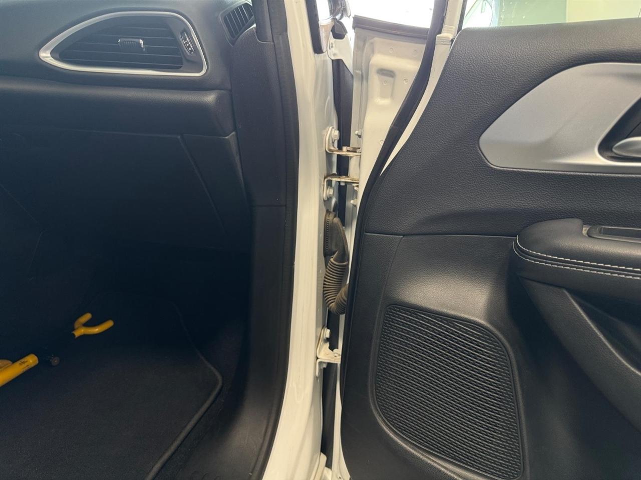 Chrysler Pacifica Touring Plus FWD 2018