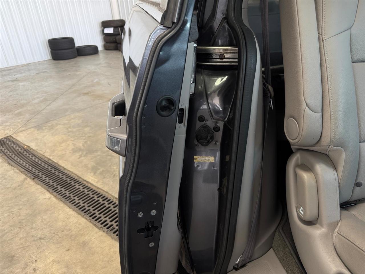 Honda Odyssey 5dr EX-L 2016