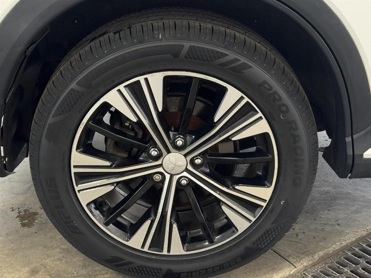 Mitsubishi Eclipse Cross SEL S-AWC 2018