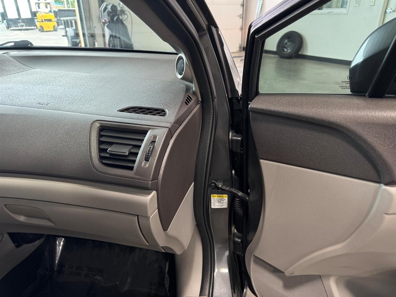 Honda Civic Sdn 4dr Auto EX 2012