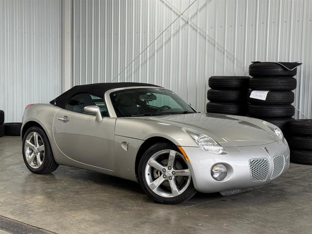 Silver 2007 Pontiac Solstice Convertible Rear-Wheel Drive Automatic