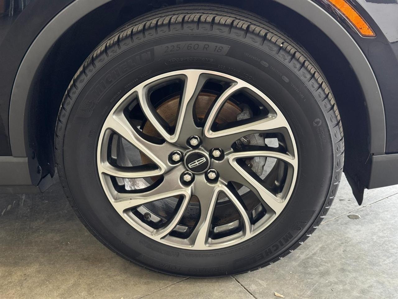 Lincoln Corsair Standard AWD 2021
