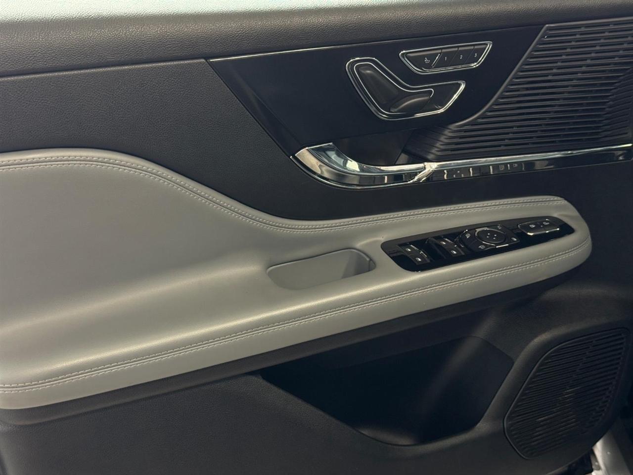 Lincoln Corsair Standard AWD 2021
