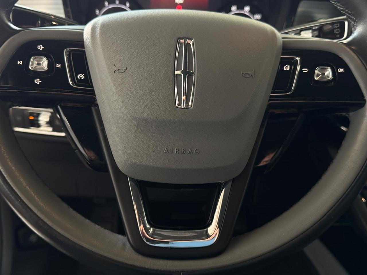Lincoln Corsair Standard AWD 2021