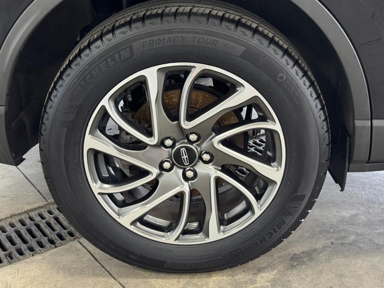 Lincoln Corsair Standard AWD 2021