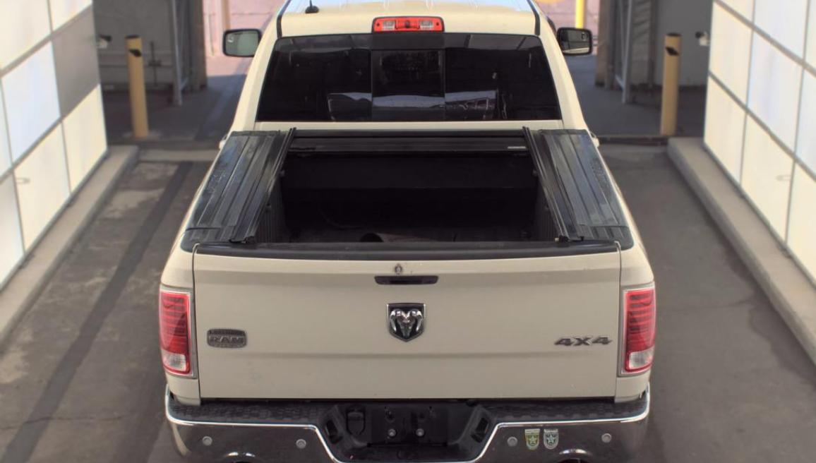 RAM 1500 Longhorn 4x4 Crew Cab 5'7" Box 2017