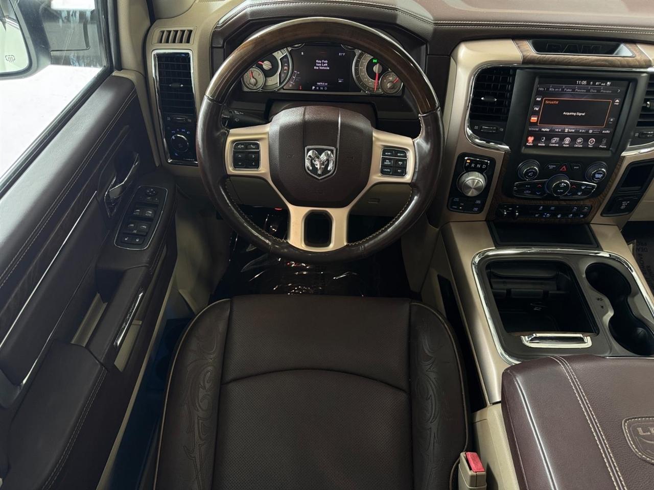 RAM 1500 Longhorn 4x4 Crew Cab 5'7" Box 2017