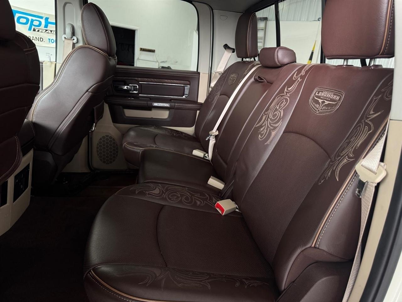 RAM 1500 Longhorn 4x4 Crew Cab 5'7" Box 2017