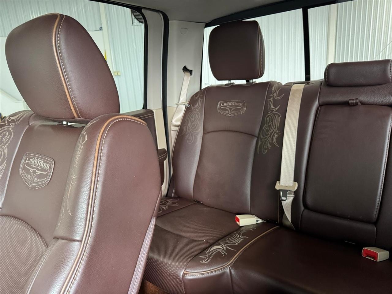 RAM 1500 Longhorn 4x4 Crew Cab 5'7" Box 2017