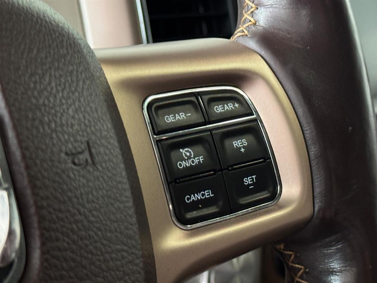 RAM 1500 Longhorn 4x4 Crew Cab 5'7" Box 2017