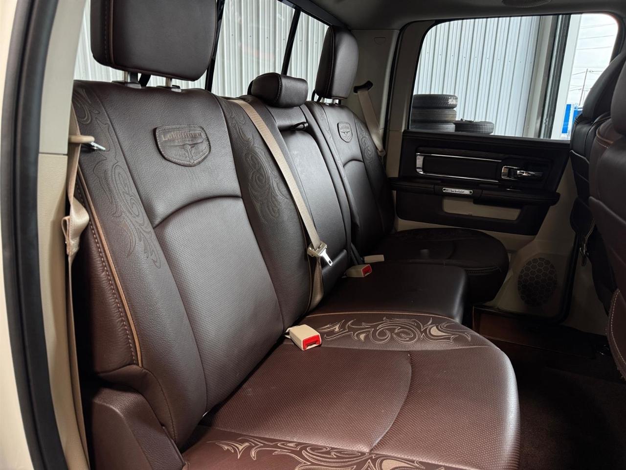 RAM 1500 Longhorn 4x4 Crew Cab 5'7" Box 2017