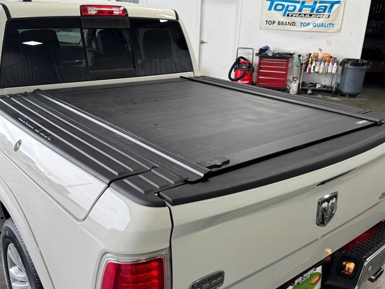 RAM 1500 Longhorn 4x4 Crew Cab 5'7" Box 2017
