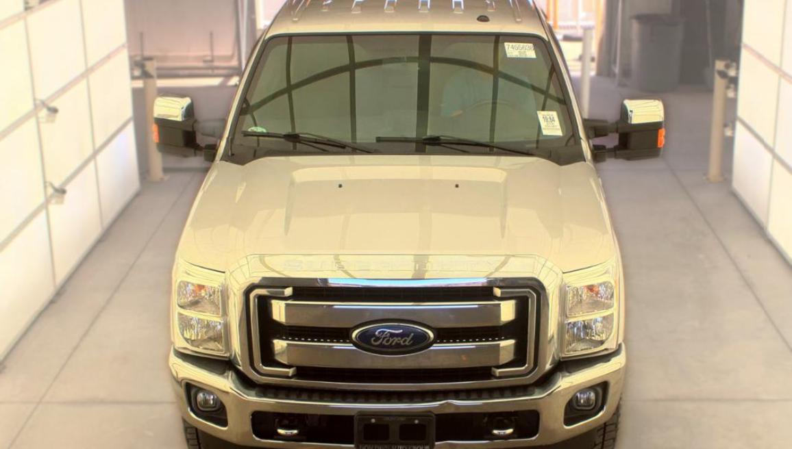 Ford Super Duty F-250 SRW 4WD Crew Cab 172" Platinum 2016