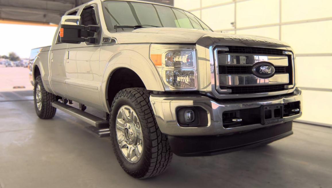 Ford Super Duty F-250 SRW 4WD Crew Cab 172" Platinum 2016