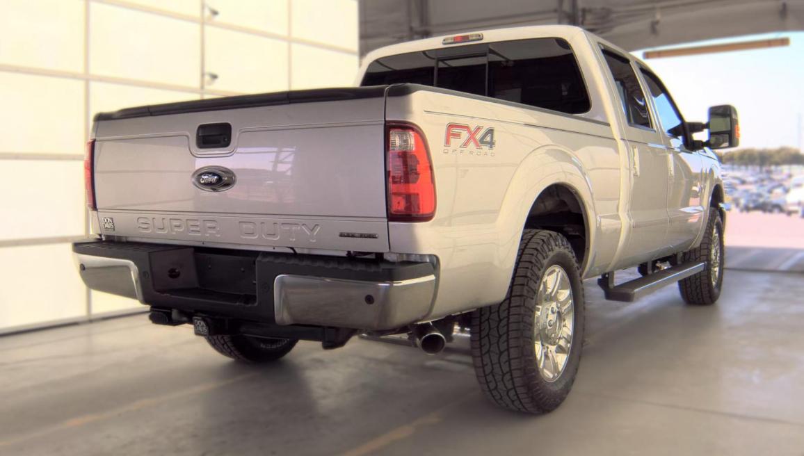 Ford Super Duty F-250 SRW 4WD Crew Cab 172" Platinum 2016