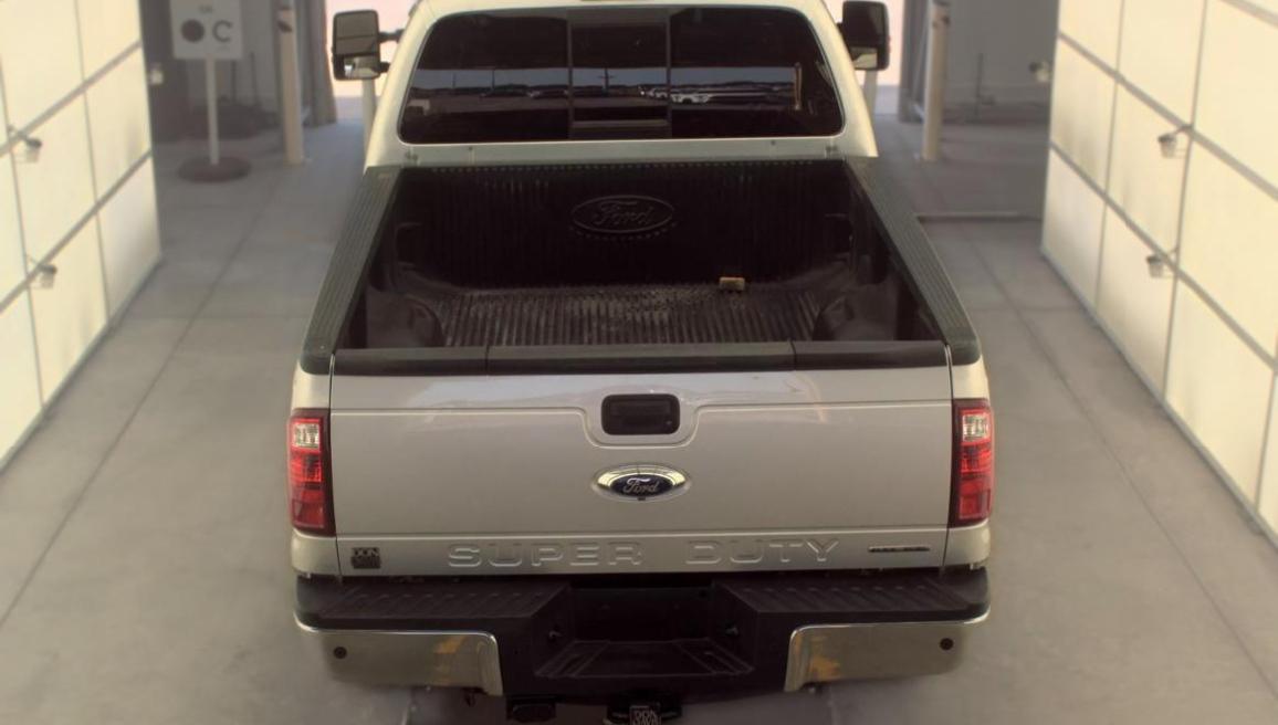 Ford Super Duty F-250 SRW 4WD Crew Cab 172" Platinum 2016