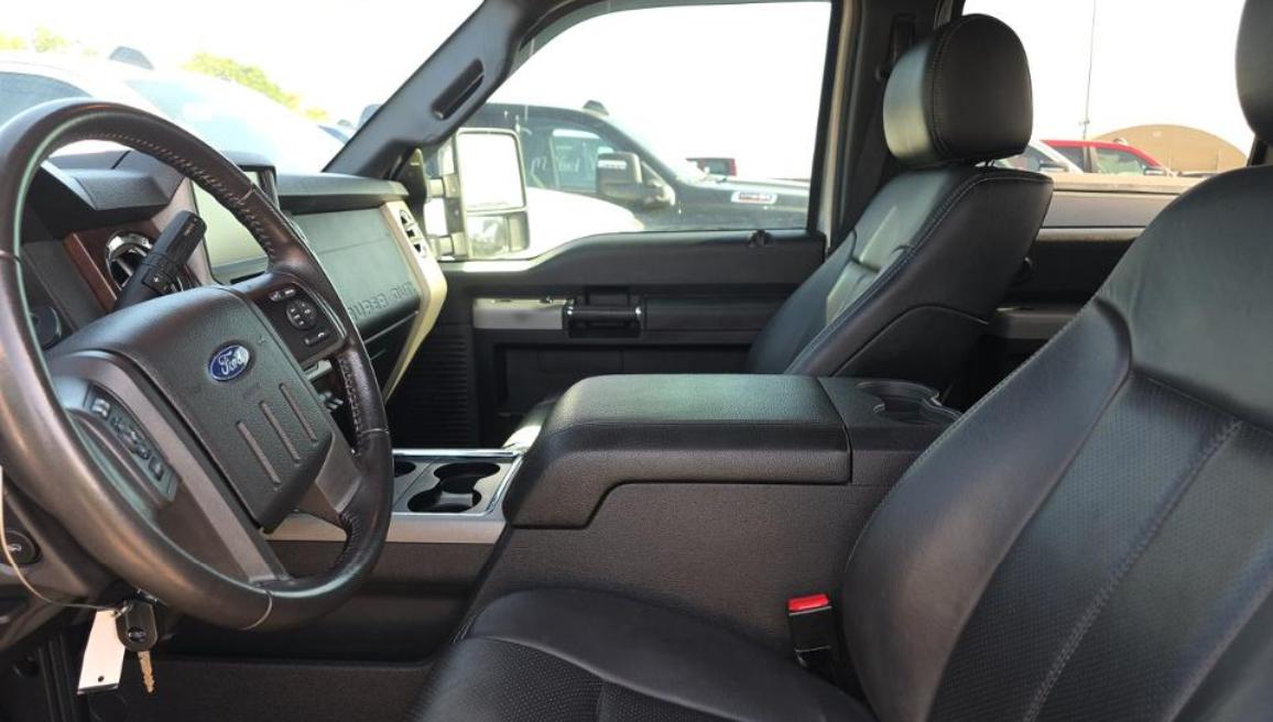 Ford Super Duty F-250 SRW 4WD Crew Cab 172" Platinum 2016