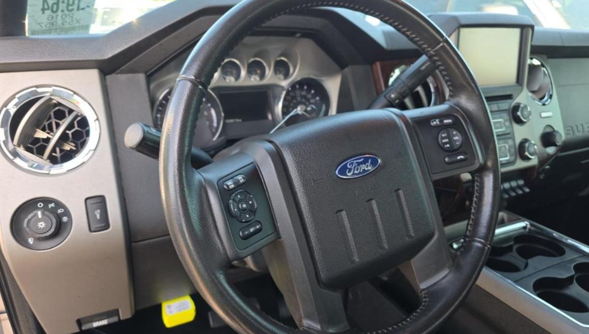 Ford Super Duty F-250 SRW 4WD Crew Cab 172" Platinum 2016