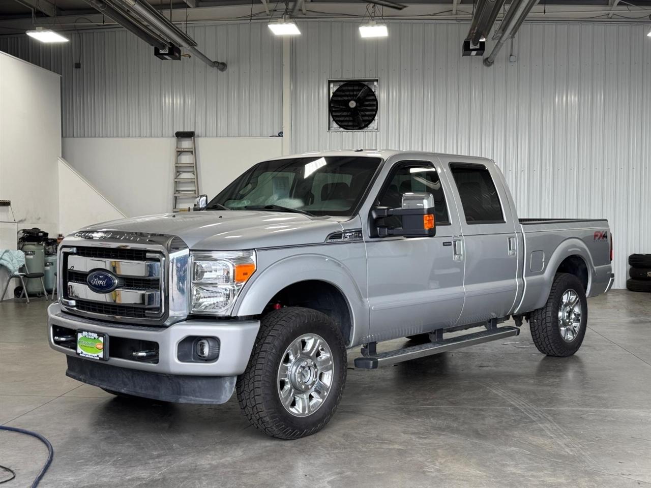 Ford Super Duty F-250 SRW 4WD Crew Cab 172" Lariat 2016