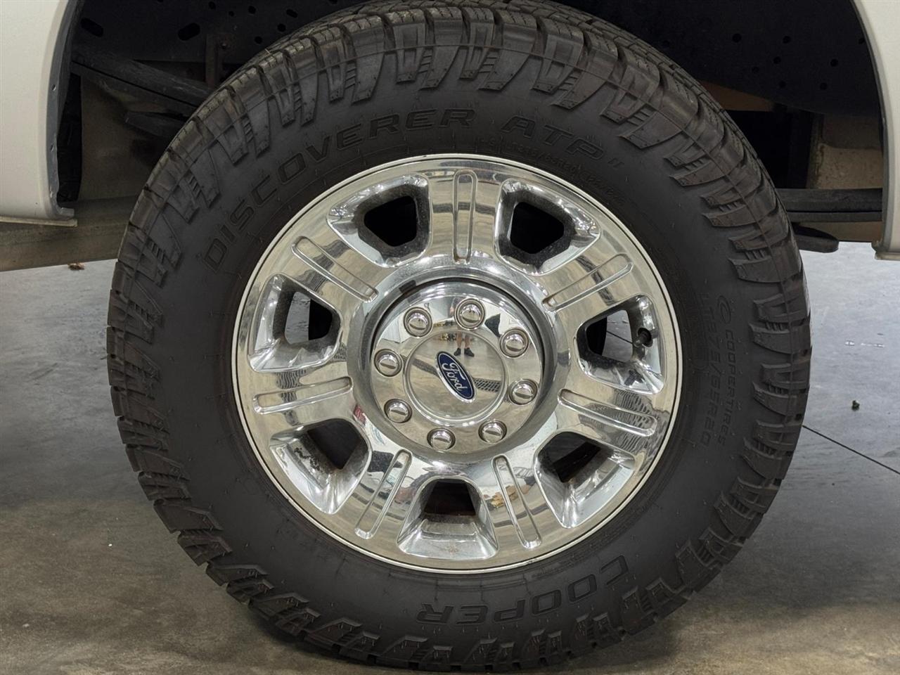 Ford Super Duty F-250 SRW 4WD Crew Cab 172" Lariat 2016