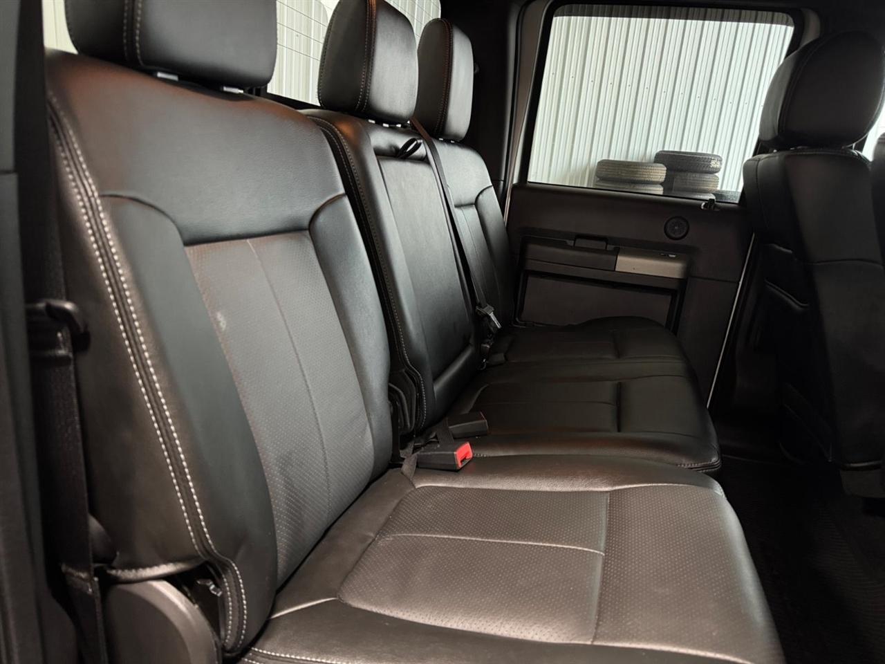 Ford Super Duty F-250 SRW 4WD Crew Cab 172" Lariat 2016
