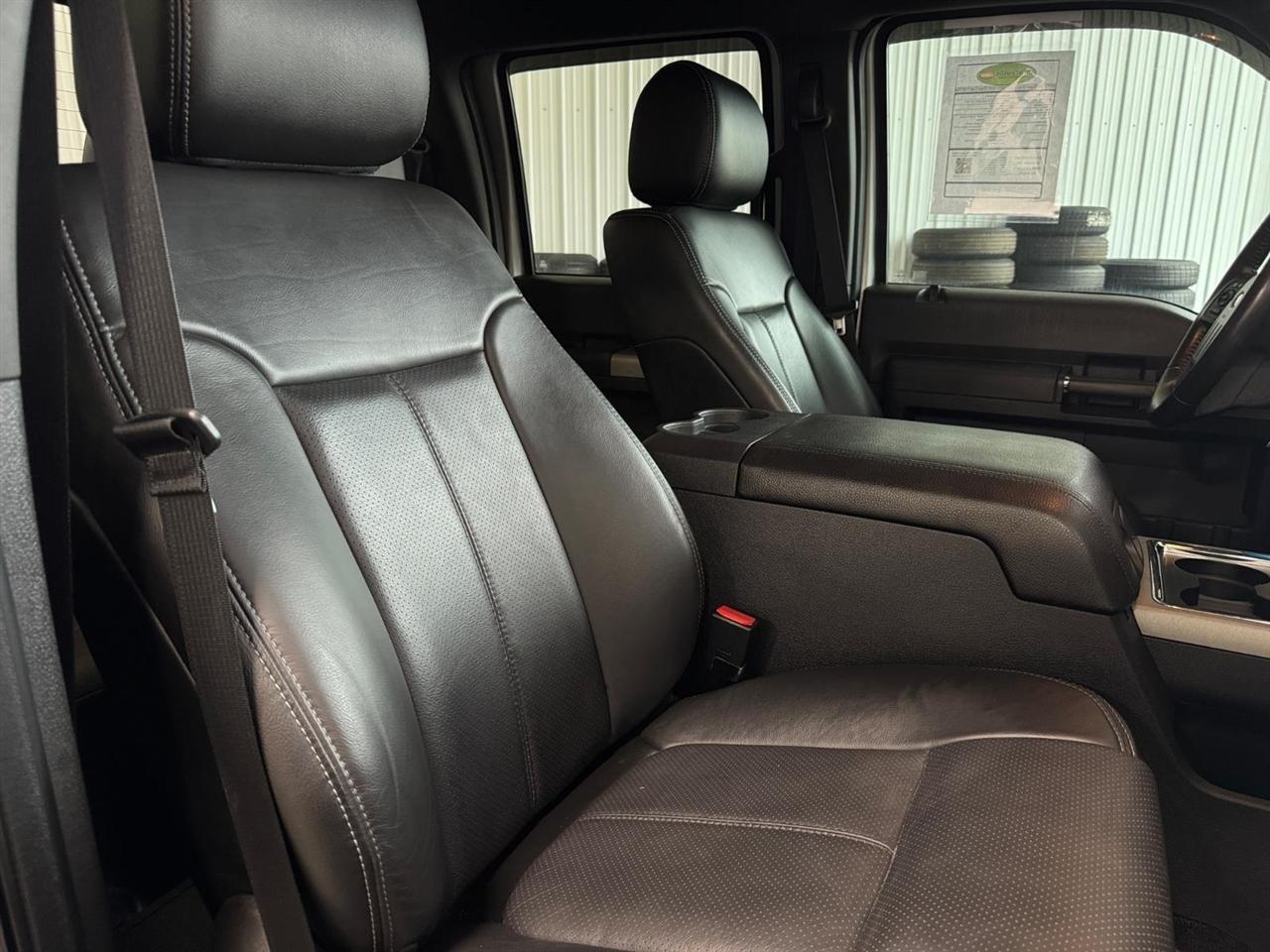 Ford Super Duty F-250 SRW 4WD Crew Cab 172" Lariat 2016