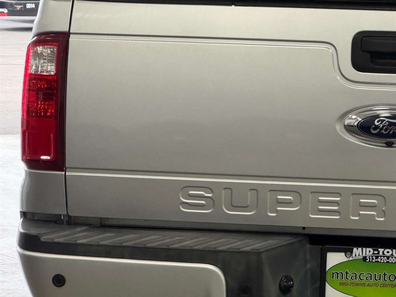 Ford Super Duty F-250 SRW 4WD Crew Cab 172" Lariat 2016