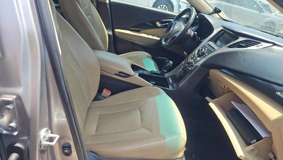 Hyundai Azera 4dr Sdn 2013