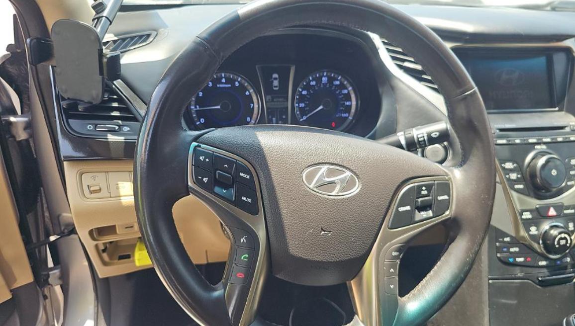 Hyundai Azera 4dr Sdn 2013