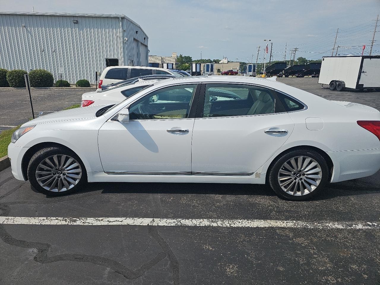 Hyundai Equus 4dr Sdn Signature 2014