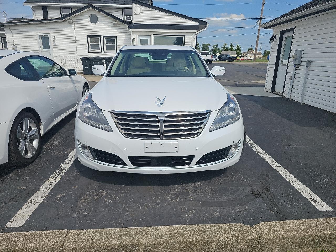 Hyundai Equus 4dr Sdn Signature 2014