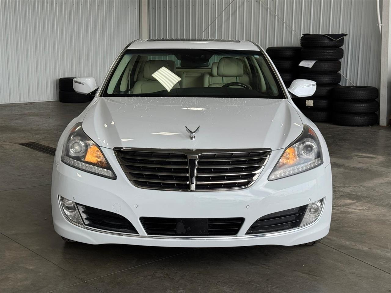 Hyundai Equus 4dr Sdn Signature 2014