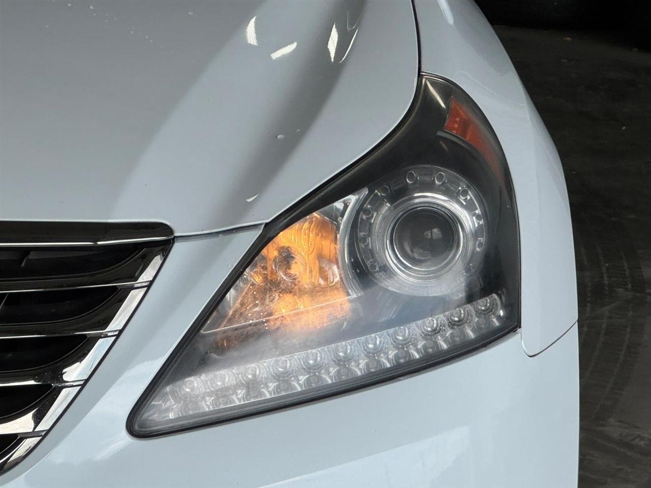 Hyundai Equus 4dr Sdn Signature 2014