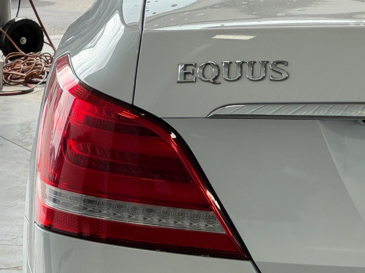 Hyundai Equus 4dr Sdn Signature 2014