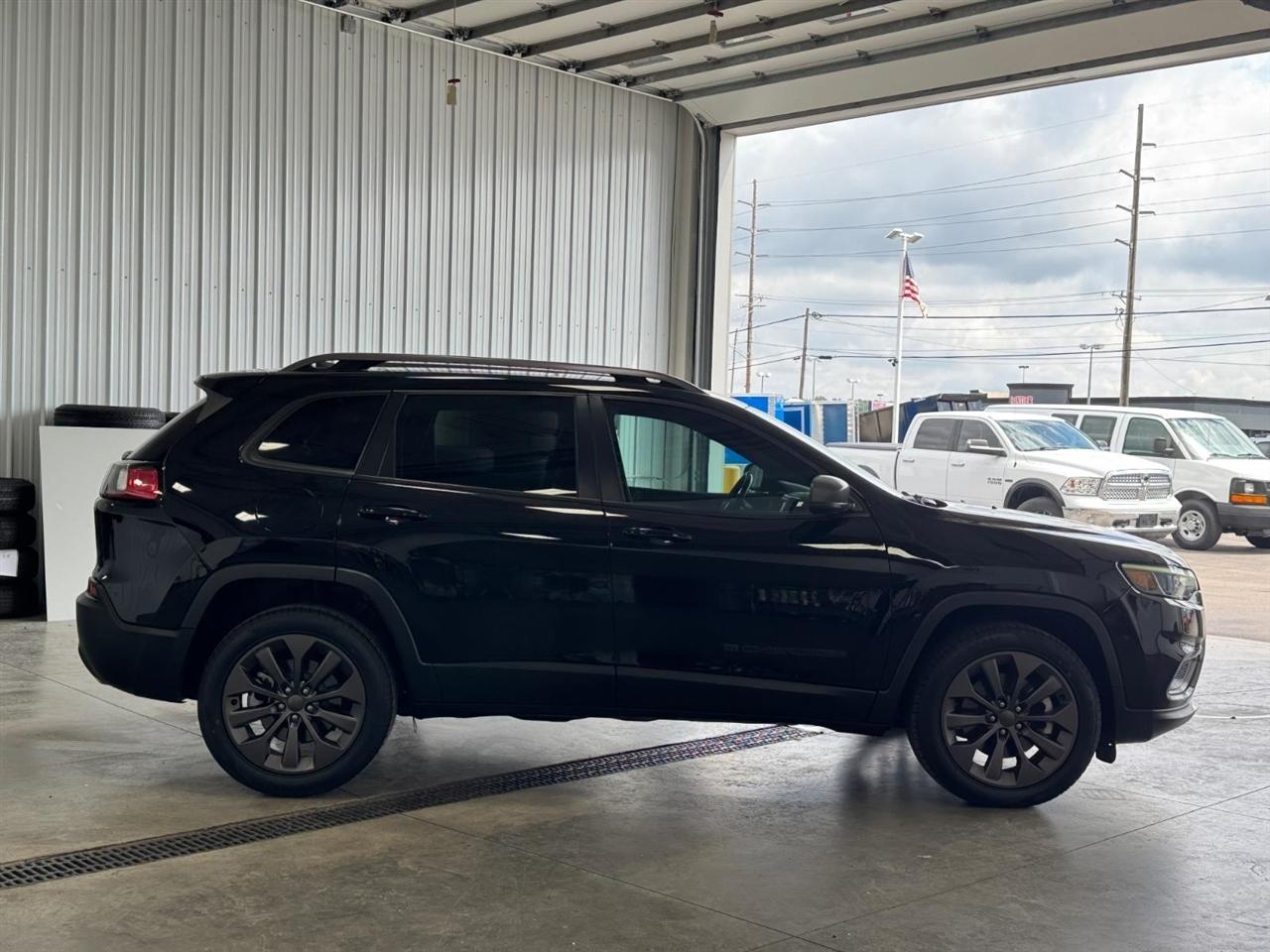 Jeep Cherokee 80th Anniversary 4x4 2021