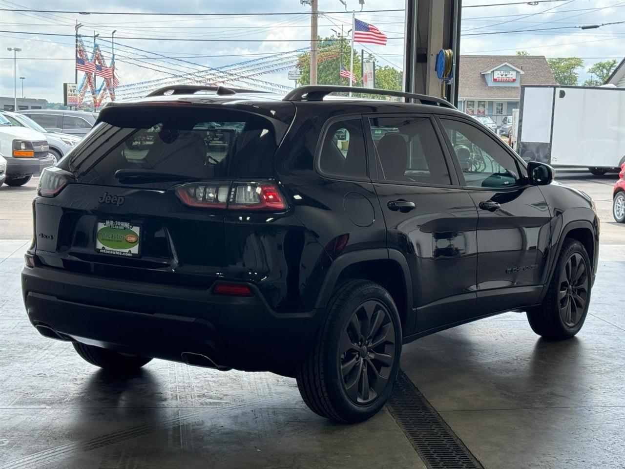 Jeep Cherokee 80th Anniversary 4x4 2021