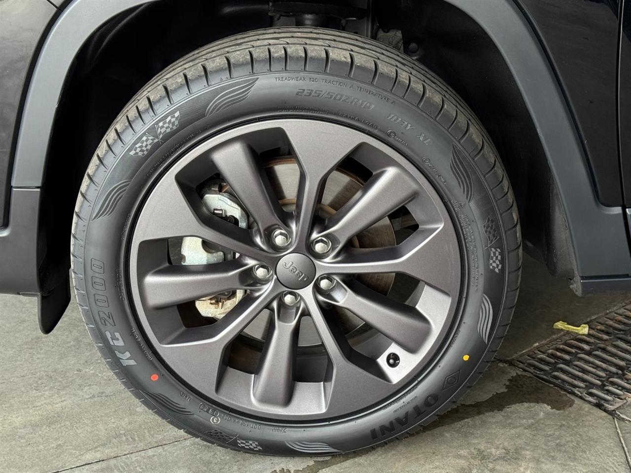 Jeep Cherokee 80th Anniversary 4x4 2021