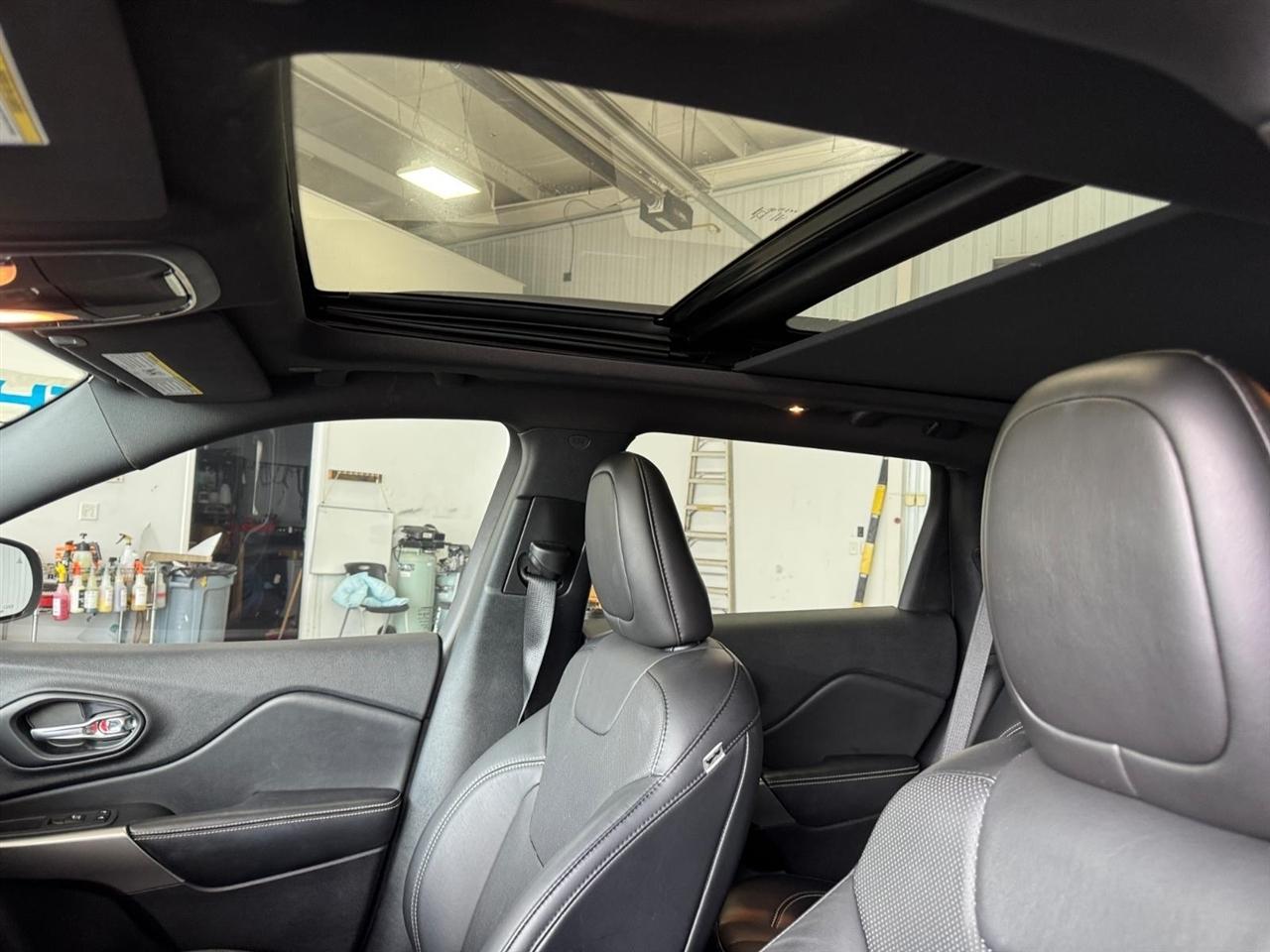 Jeep Cherokee 80th Anniversary 4x4 2021