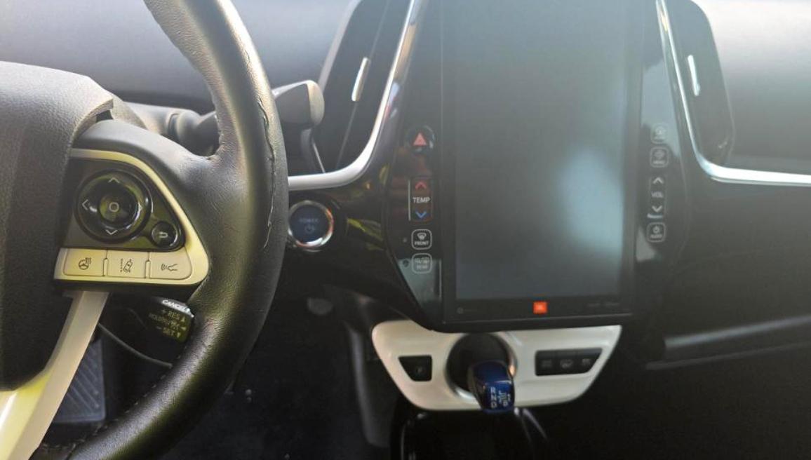 Toyota Prius Prime Advanced (Natl) 2018