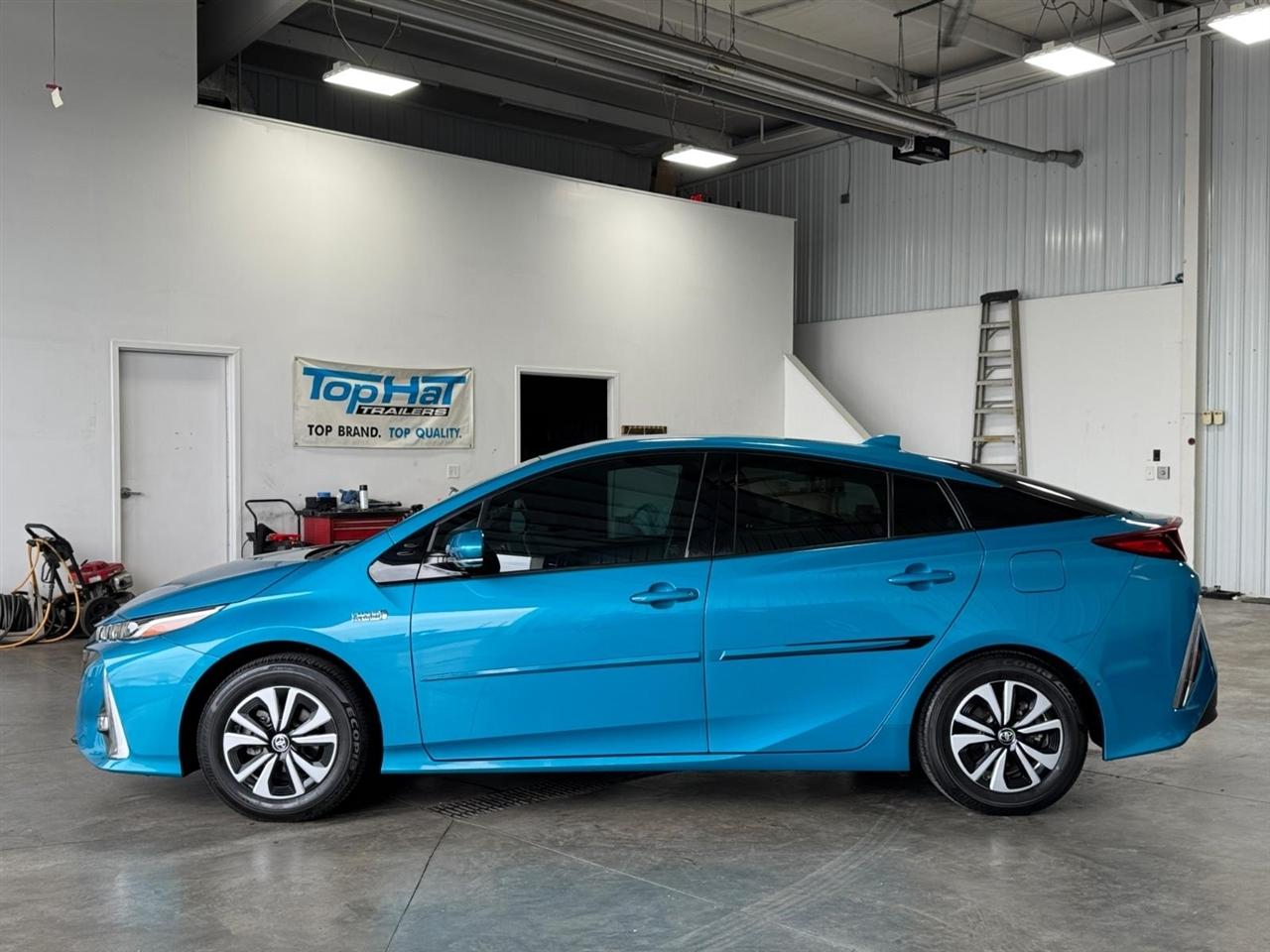 Toyota Prius Prime Advanced (Natl) 2018