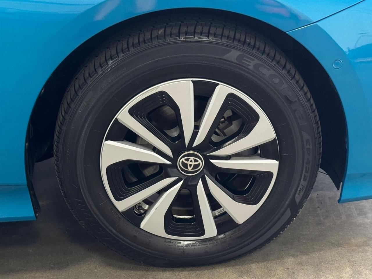 Toyota Prius Prime Advanced (Natl) 2018