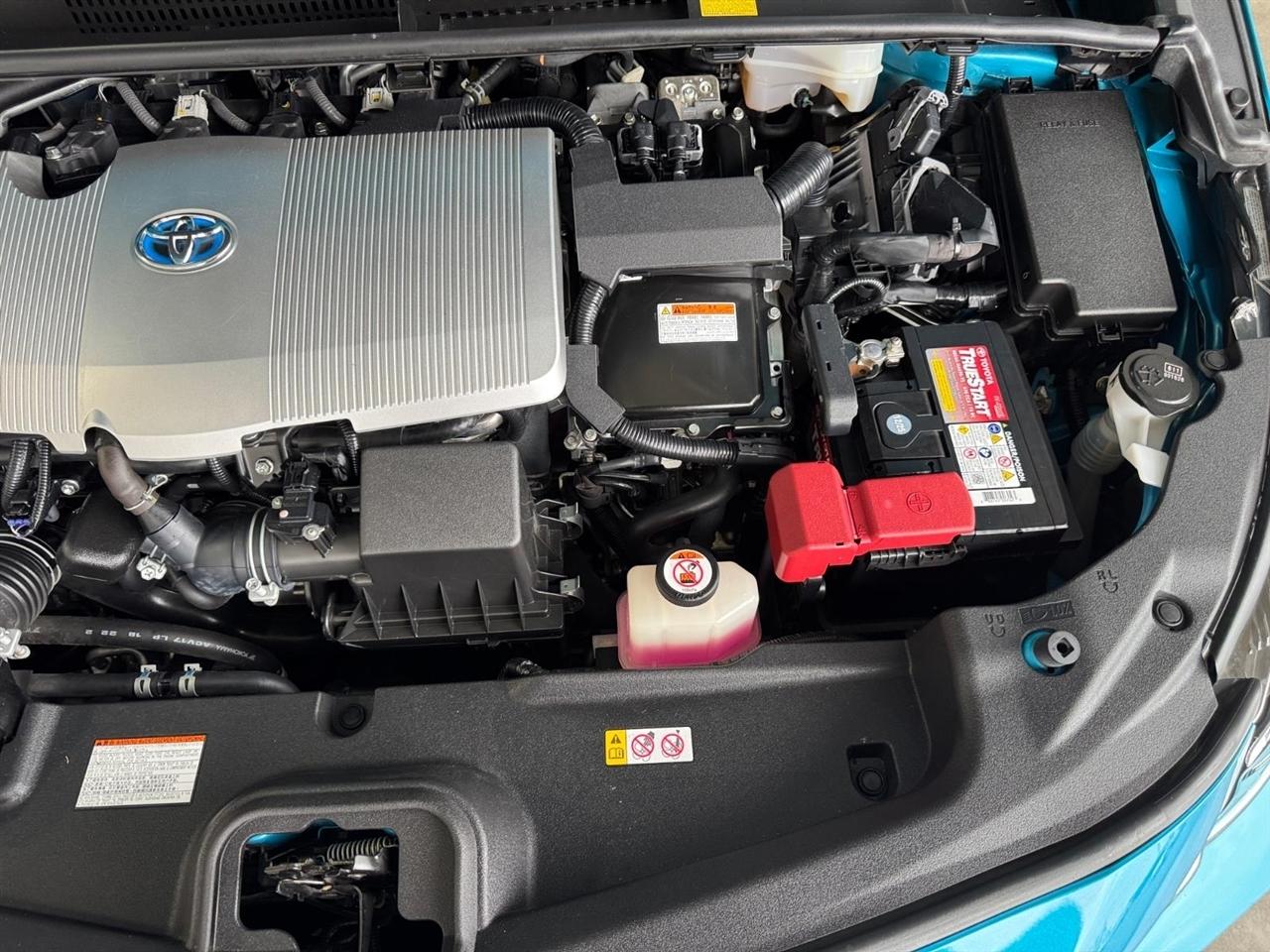 Toyota Prius Prime Advanced (Natl) 2018