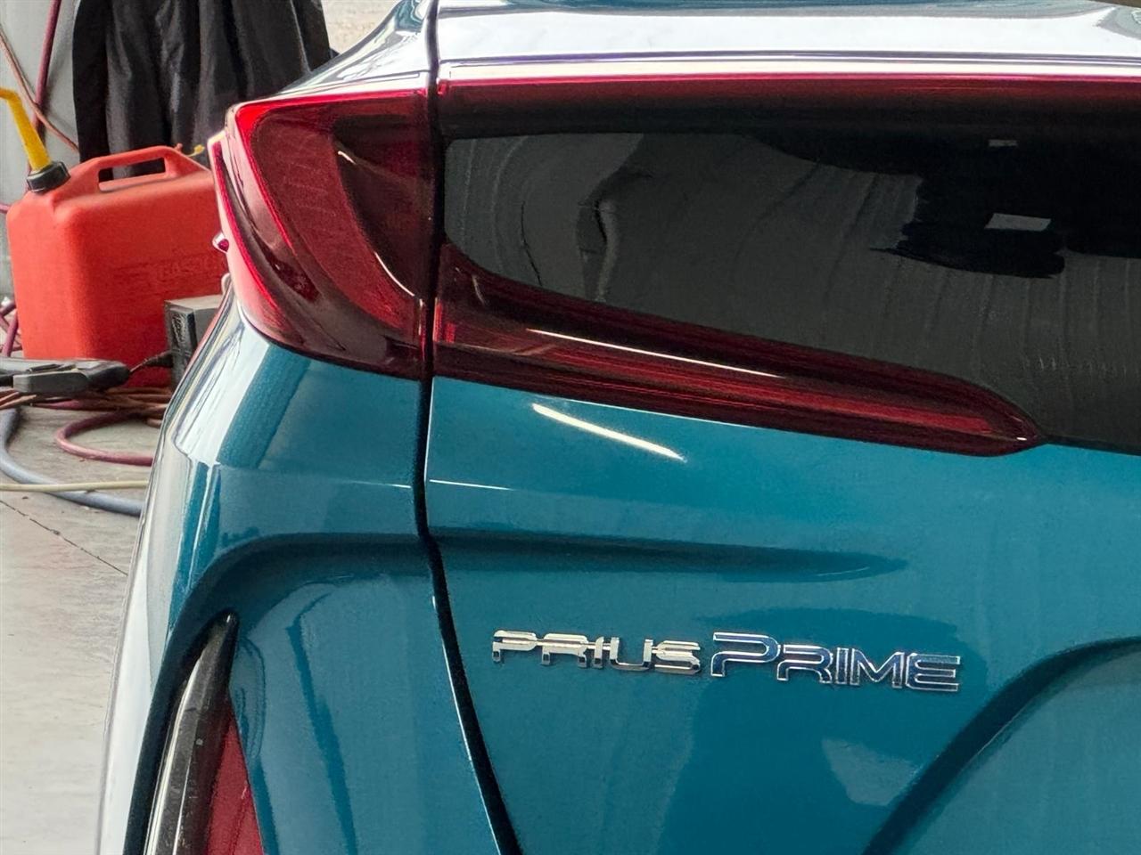Toyota Prius Prime Advanced (Natl) 2018